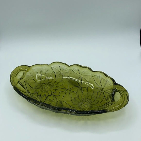 Indiana Glass Lily Pons Flower Dish Olive Green - Picture 3 of 4